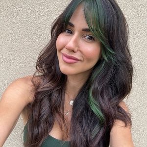 Meet your Posher, Niki